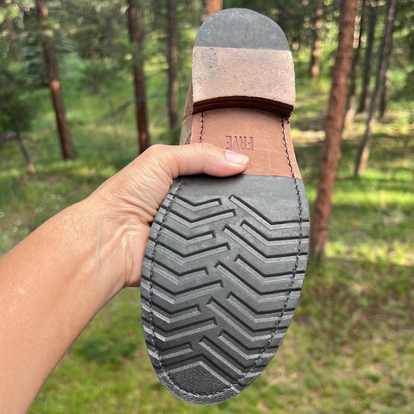 Frye Veronica boot - Picture 6 of 9